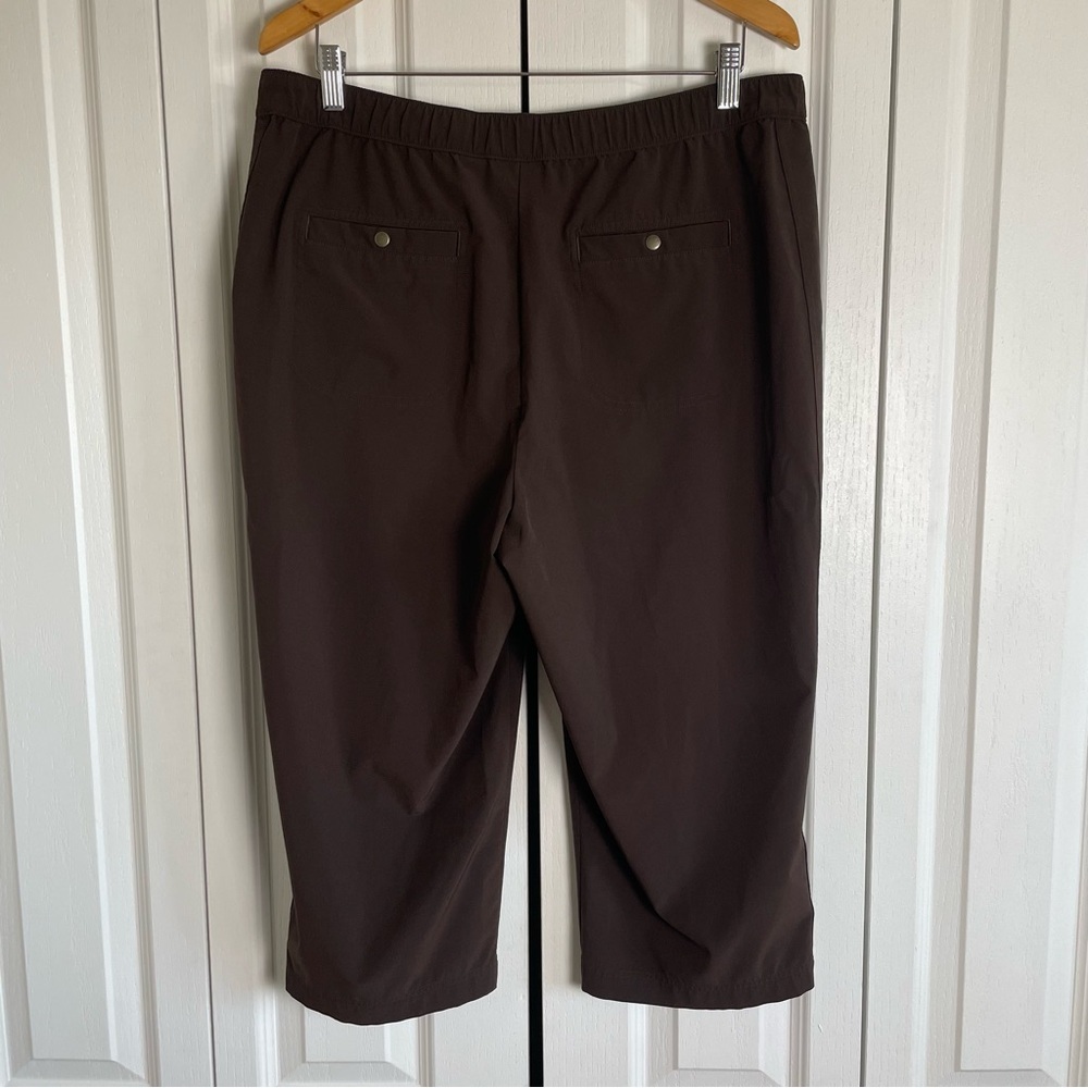 Zenergy by Chico’s Wide Leg Capri Pants Women’s L Brown Pull on Pockets Casual - Picture 7 of 15